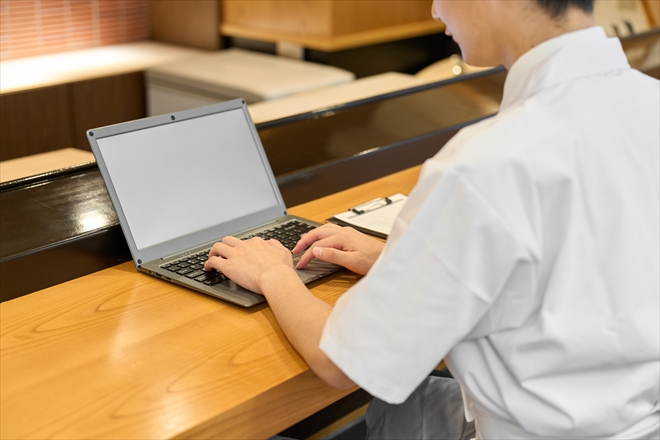 大阪で応募が集まる求人票の作り方